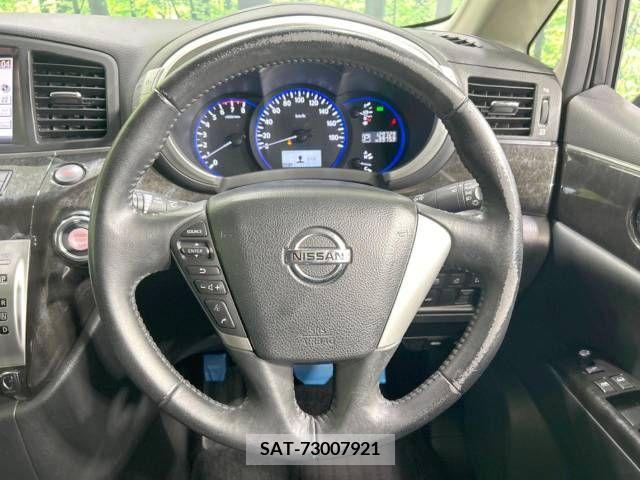 Nissan ELGRAND 2012-08 359727-12