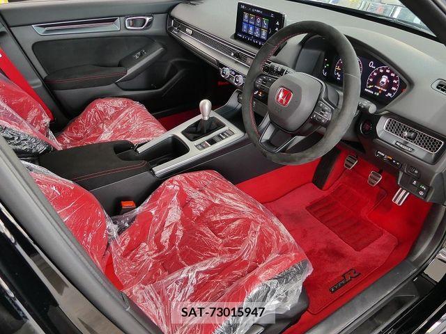 Honda CIVIC 2023-04 236253-14