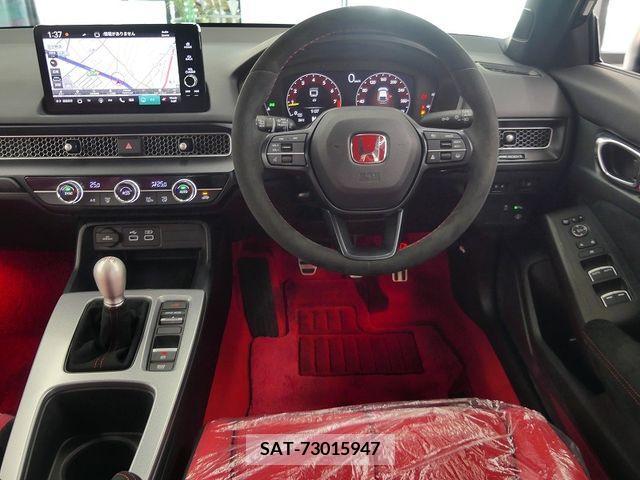 Honda CIVIC 2023-04 236253-10