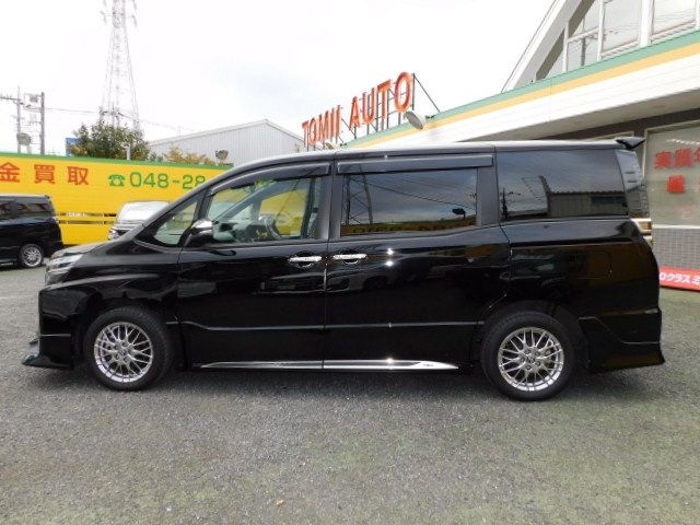 Toyota VOXY HYBRID 2021-02 183302-18