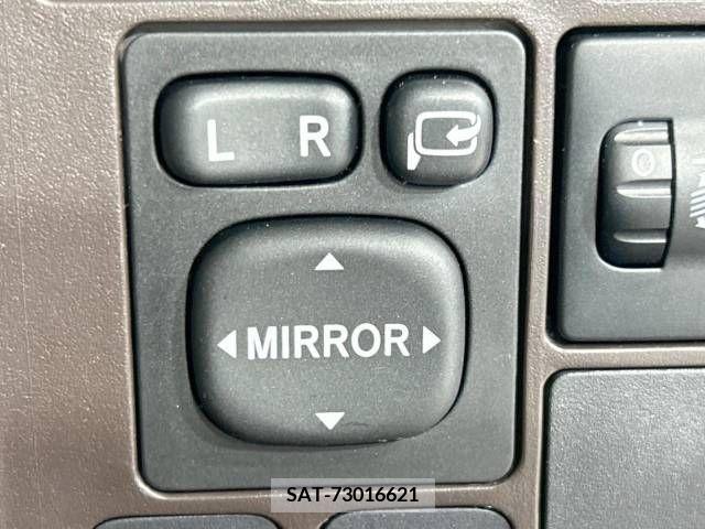 Toyota PASSO 2014-03 308623-6