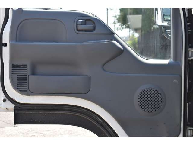 Isuzu ELF TRUCK 2016-04 18317-6