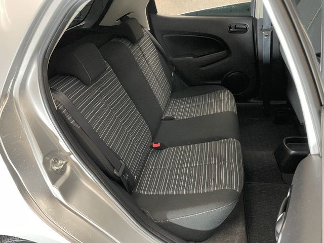 Mazda DEMIO 2008-10 8968-4