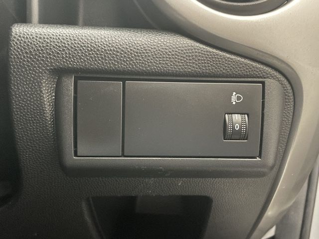 Mazda DEMIO 2008-10 8968-21