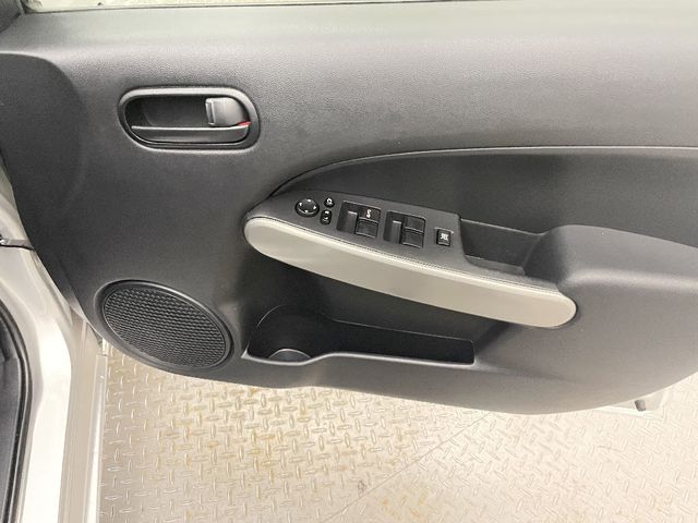 Mazda DEMIO 2008-10 8968-26