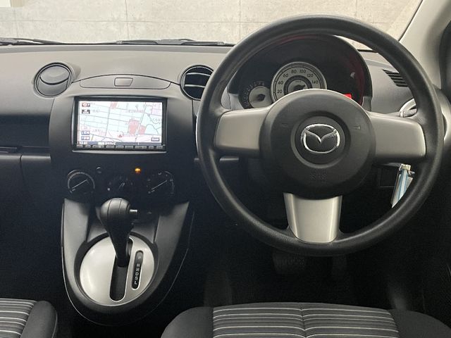 Mazda DEMIO 2008-10 8968-2