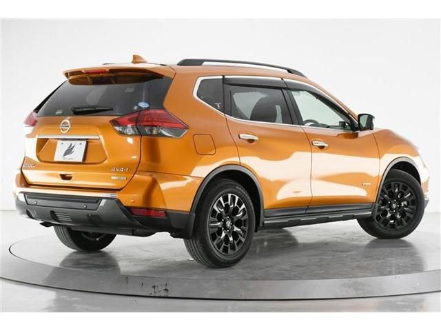 Nissan X-TRAIL 2019-09 26653-5