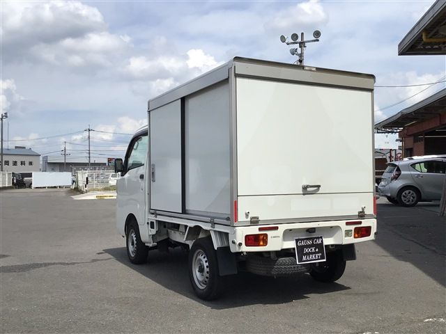 Daihatsu HIJET TRUCK 2017-07 22078-23