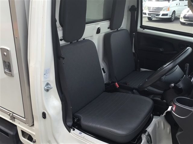 Daihatsu HIJET TRUCK 2017-07 22078-27