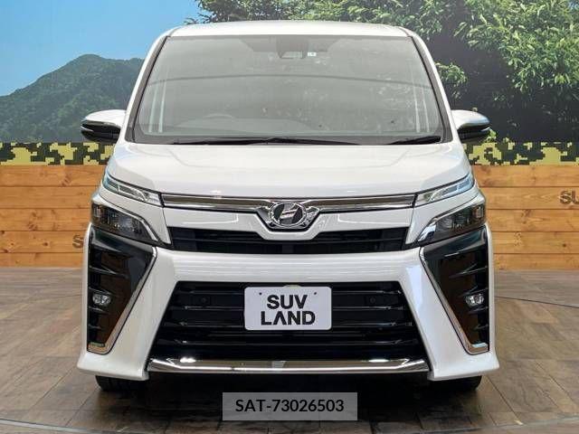 Toyota VOXY 2019-04 321635-14