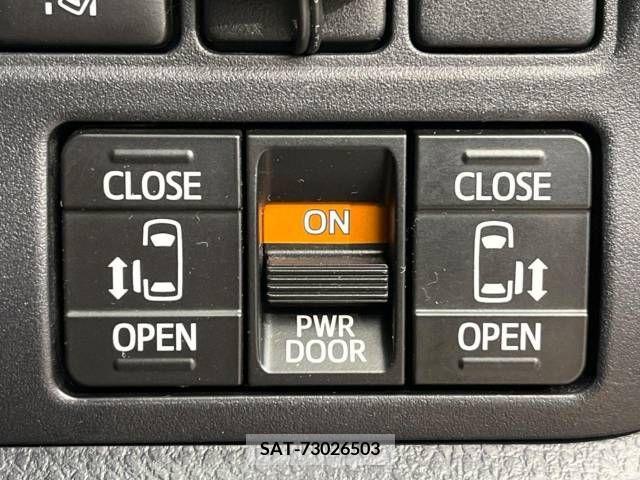 Toyota VOXY 2019-04 321635-5