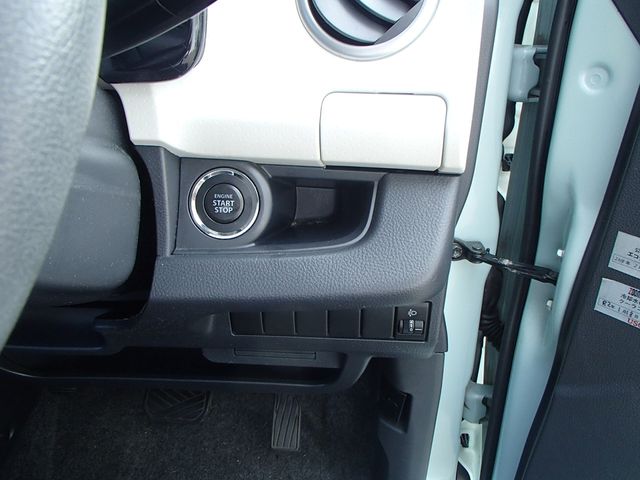 Suzuki MR WAGON 2013-01 6968-15