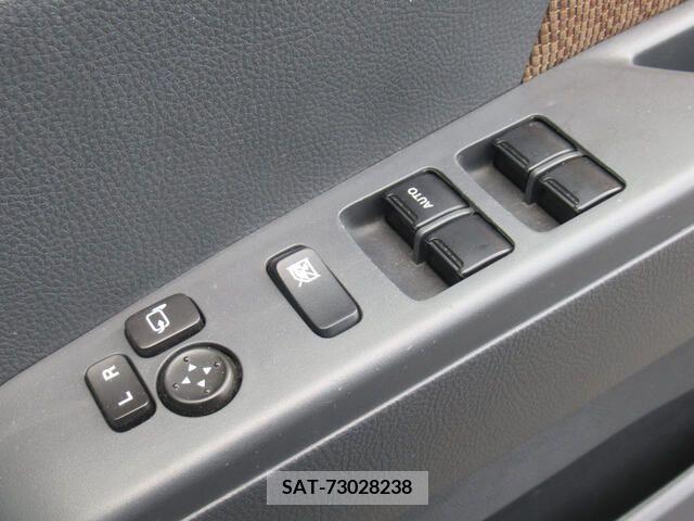 Nissan MOCO 2011-04 277799-14
