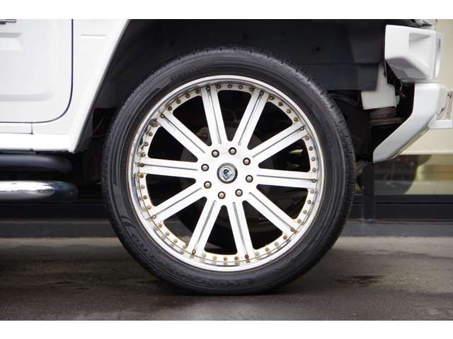 Hummer H2 2005-04 2488-16