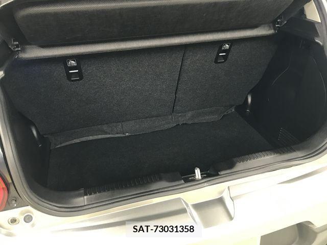 Suzuki SWIFT 2018-03 328611-24