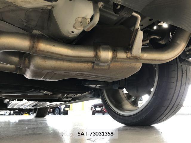 Suzuki SWIFT 2018-03 328611-28