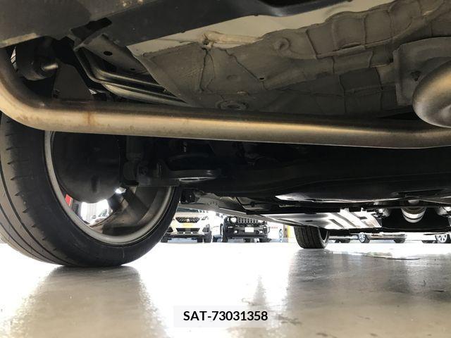 Suzuki SWIFT 2018-03 328611-29