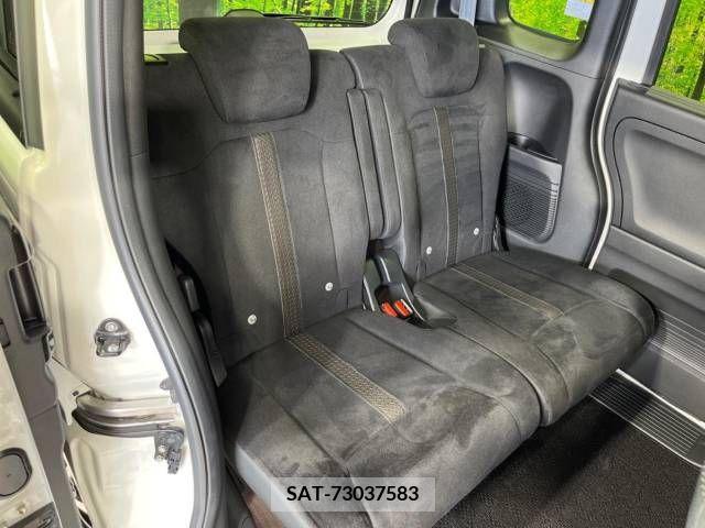 Honda N BOX CUSTOM 2020-04 365032-9