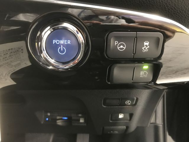 Toyota PRIUS PHV 2017-07 186652-22