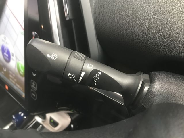 Toyota PRIUS PHV 2017-07 186652-21