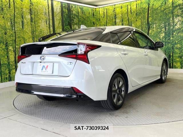 Toyota PRIUS 2021-09 366374-17