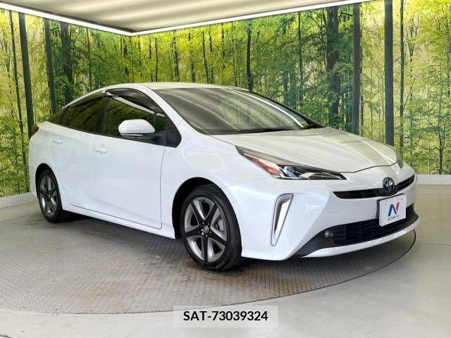 Toyota PRIUS 2021-09 366374-16