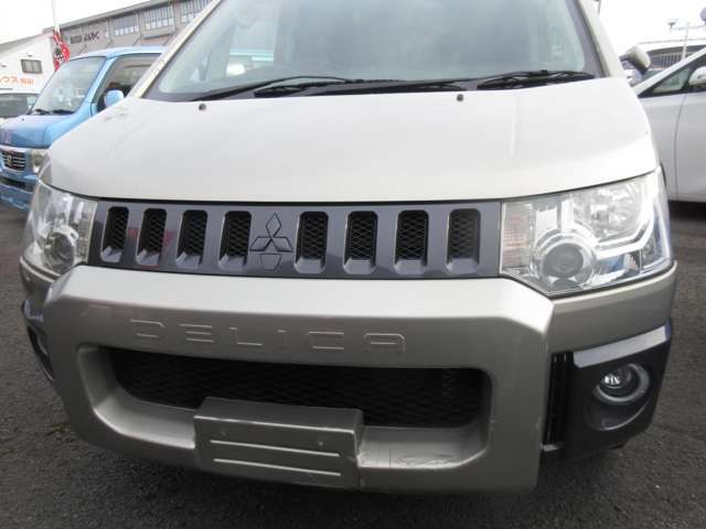 Mitsubishi DELICA D5 2007-09 183164-1