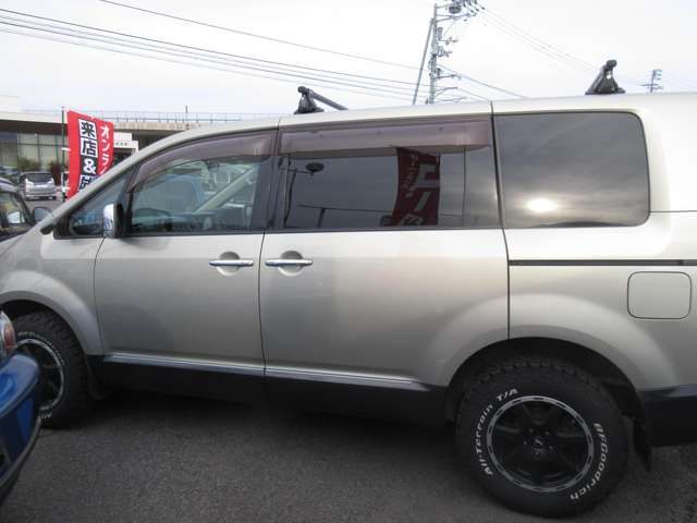 Mitsubishi DELICA D5 2007-09 183164-5