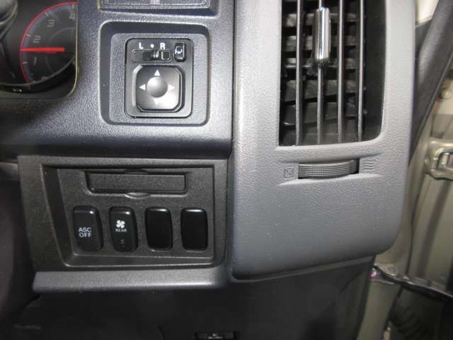 Mitsubishi DELICA D5 2007-09 183164-14