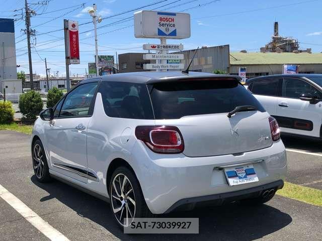 Citroen DS3 2016-12 382758-9