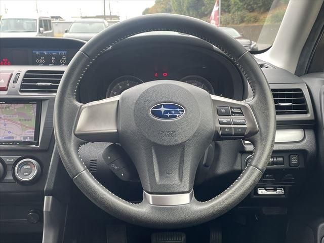 Subaru FORESTER 2012-12 181789-24