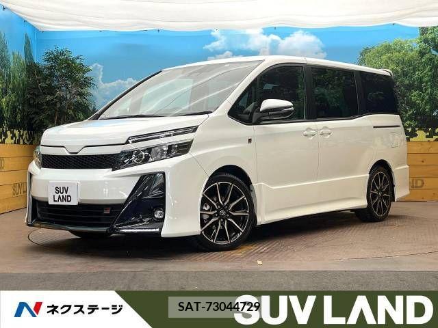 Toyota VOXY 2018-03 378481-0
