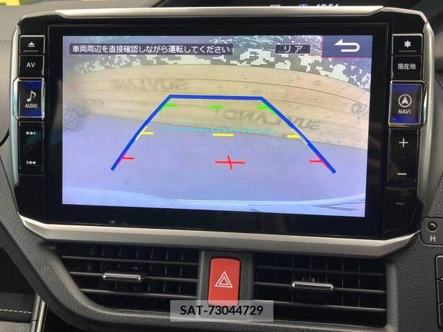 Toyota VOXY 2018-03 378481-3