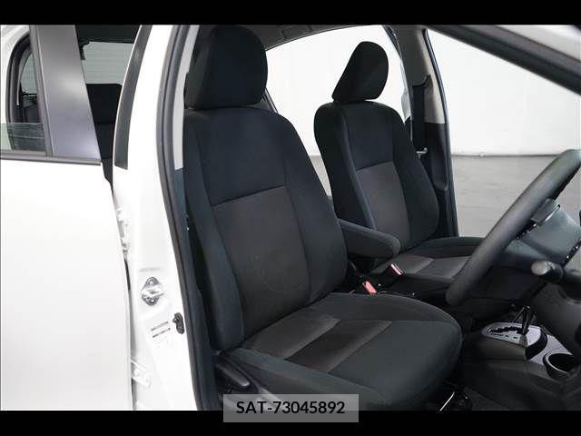 Toyota AQUA 2017-12 385687-16