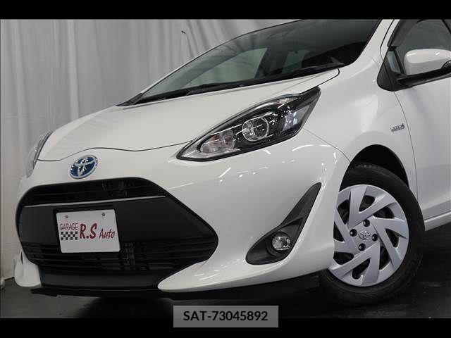 Toyota AQUA 2017-12 385687-2