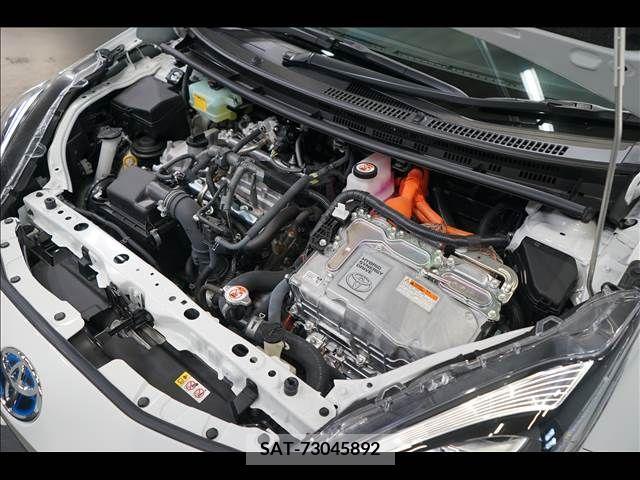 Toyota AQUA 2017-12 385687-19