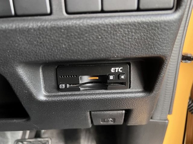 Suzuki SPACIA 2019-04 187218-10
