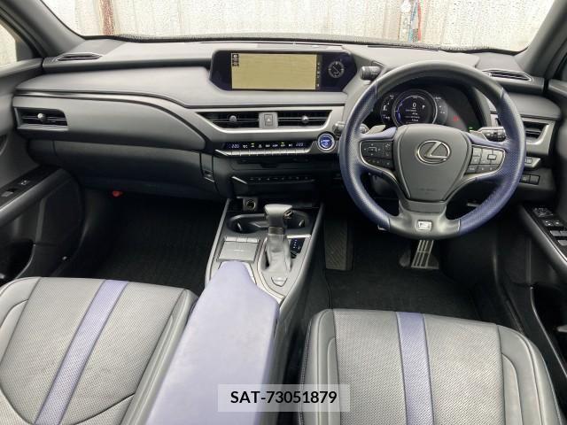 Lexus UX 2021-09 276973-1