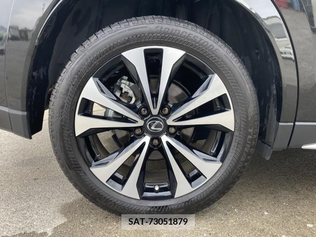 Lexus UX 2021-09 276973-9