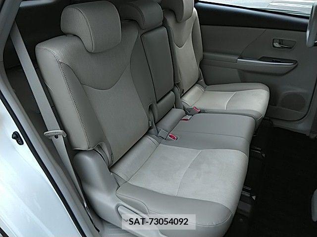 Toyota PRIUS ALPHA 2016-01 282475-10