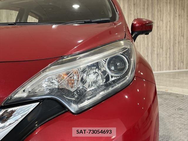 Nissan NOTE 2017-06 305374-9