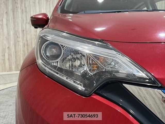 Nissan NOTE 2017-06 305374-8