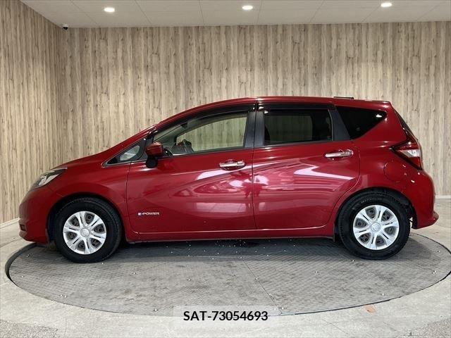 Nissan NOTE 2017-06 305374-7