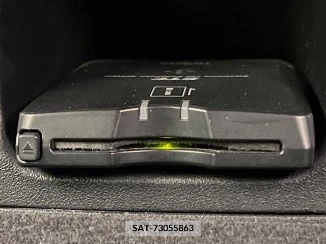 Toyota PRIUS 2015-06 322058-6