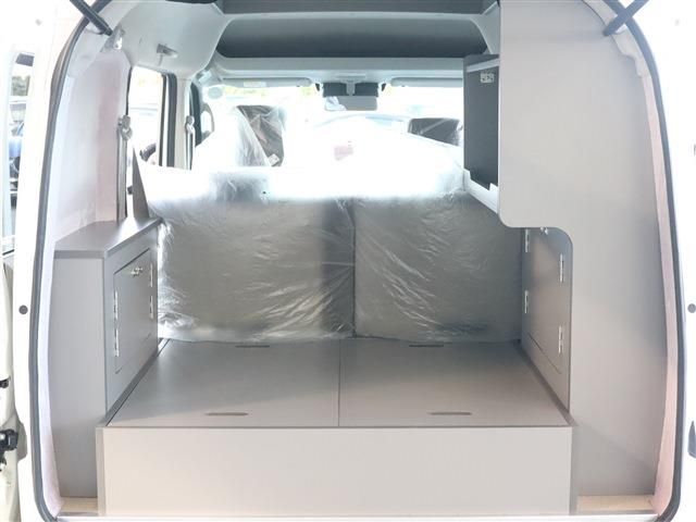 Mazda SCRUM VAN 2022-10 183818-17