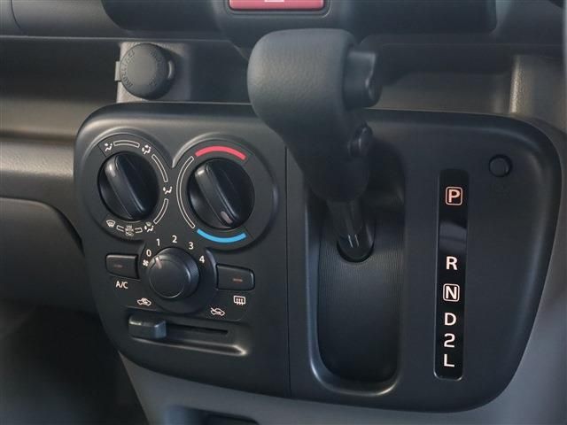 Mazda SCRUM VAN 2022-10 183818-6