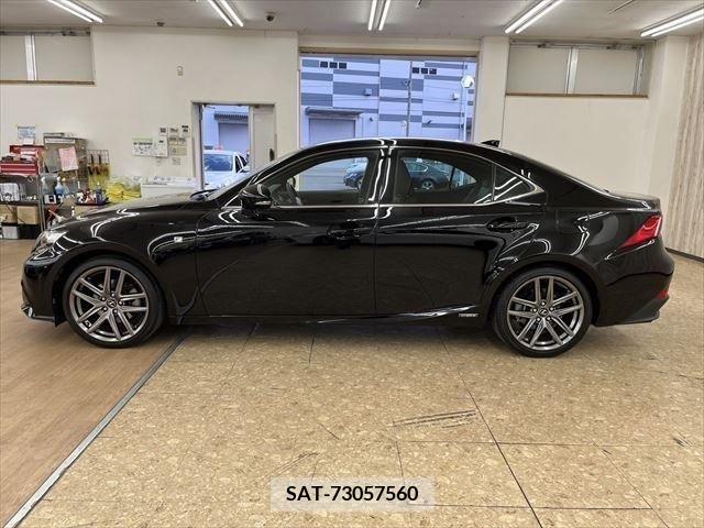 Lexus IS 2013-07 216257-7