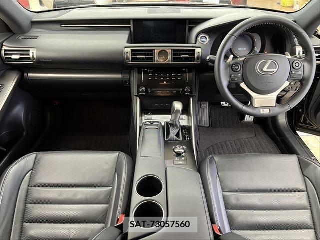 Lexus IS 2013-07 216257-18