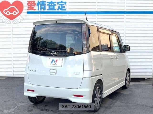 Nissan ROOX 2012-03 324229-17