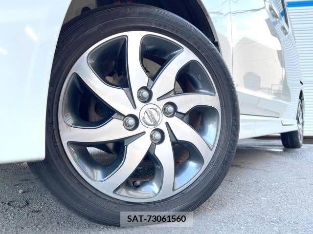 Nissan ROOX 2012-03 324229-12